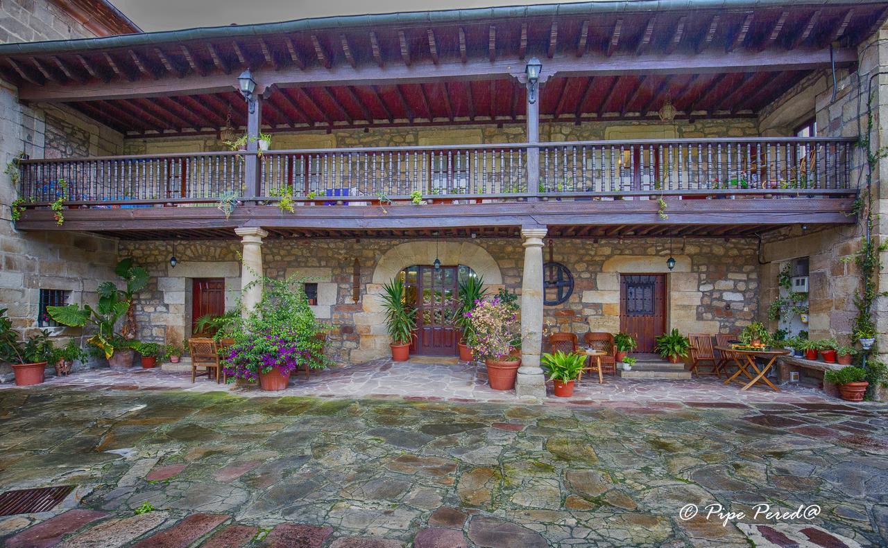 Casa Velarde Hotel Torrelavega Exterior photo